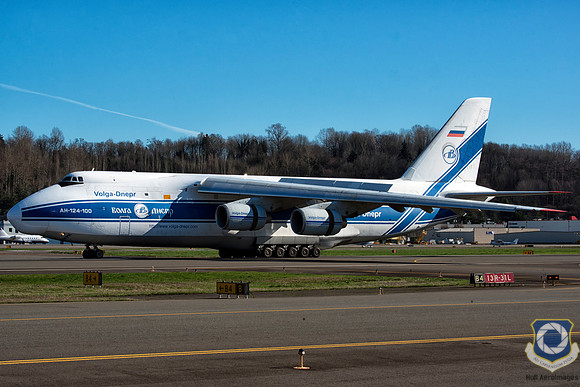 Волга-Днепр RA-82074