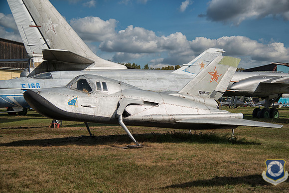 Mikoyan MiG-105