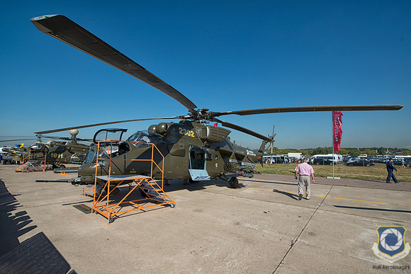 Роствертол Mi-35 2303 Yellow