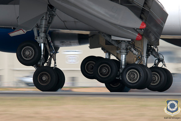 747-4LCF Main Gear
