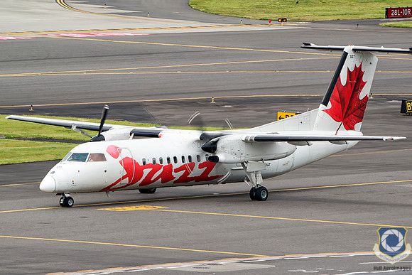 Jazz Air C-FRUZ