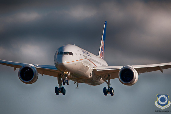 787-824 ZA288 N20904 United Airlines